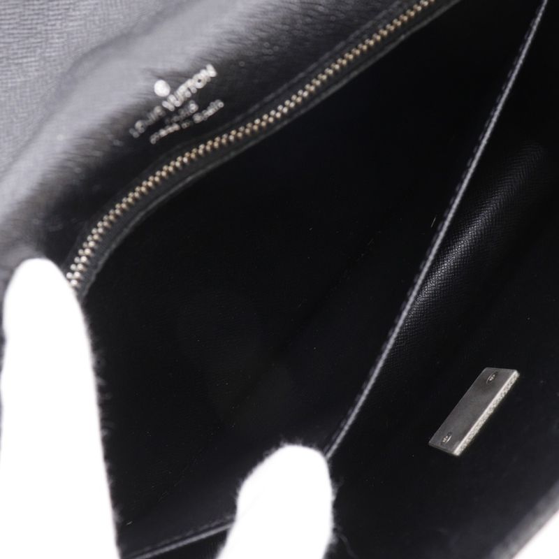 Louis Vuitton Selenga Taiga Ardoise Black Second Bag — view 8