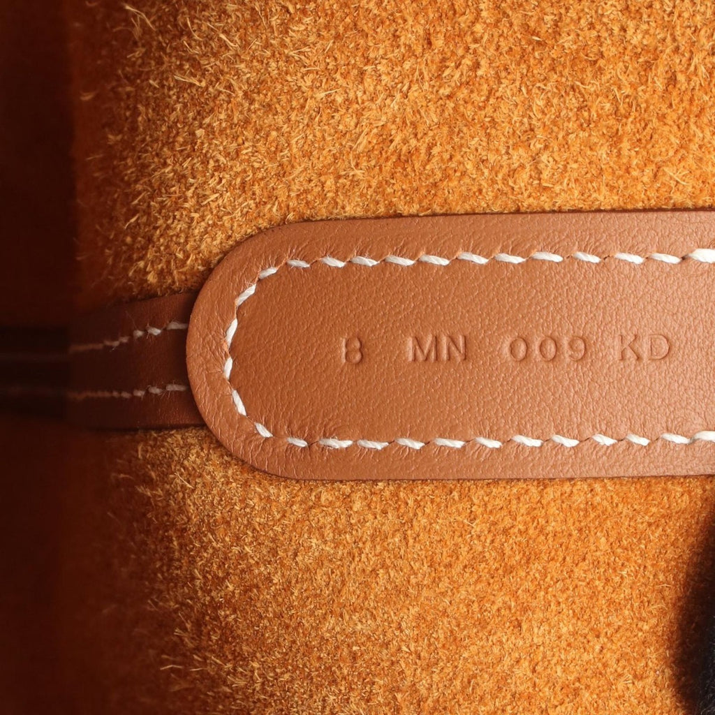 Hermes Handbag in the Loop 18 Gold Leather Brown — view 5