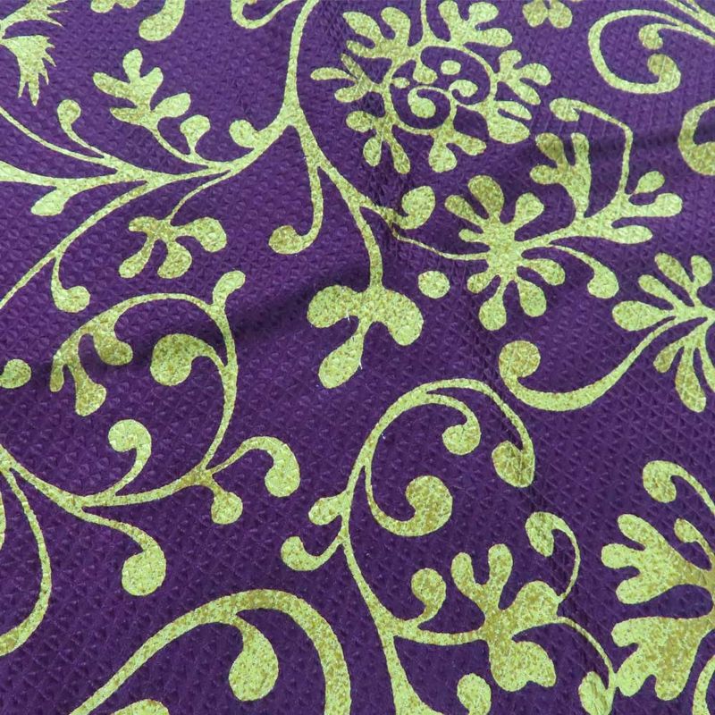 Chanel Large Shawl Chain Pattern Coco Mark Wool Silk Gold Bold 135 cm — view 7