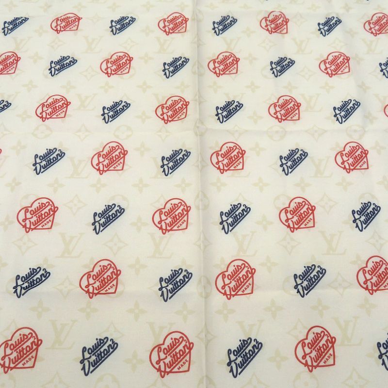 Louis Vuitton Virgil Abloh NIGO Collaboration Handkerchief Bandana Heart — view 3