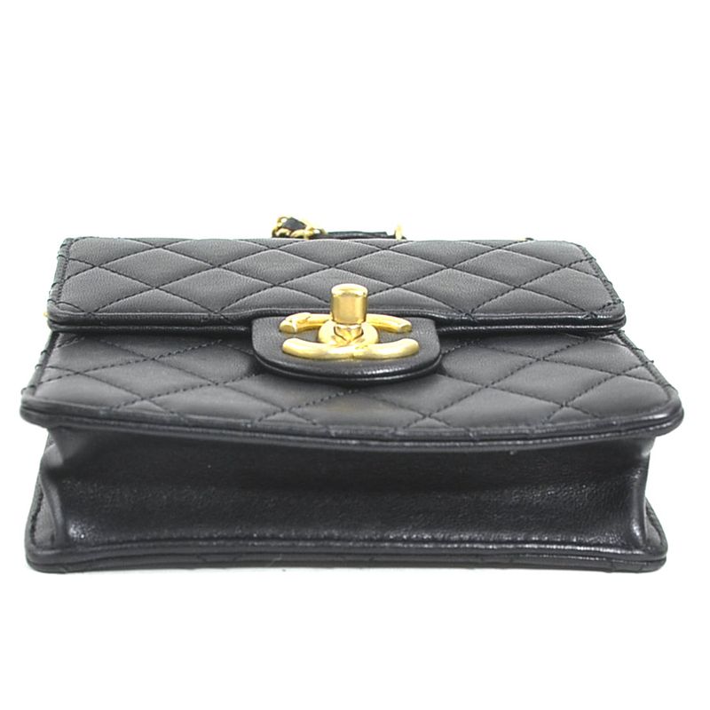 Chanel Crossbody Bag Quilted — view 4
