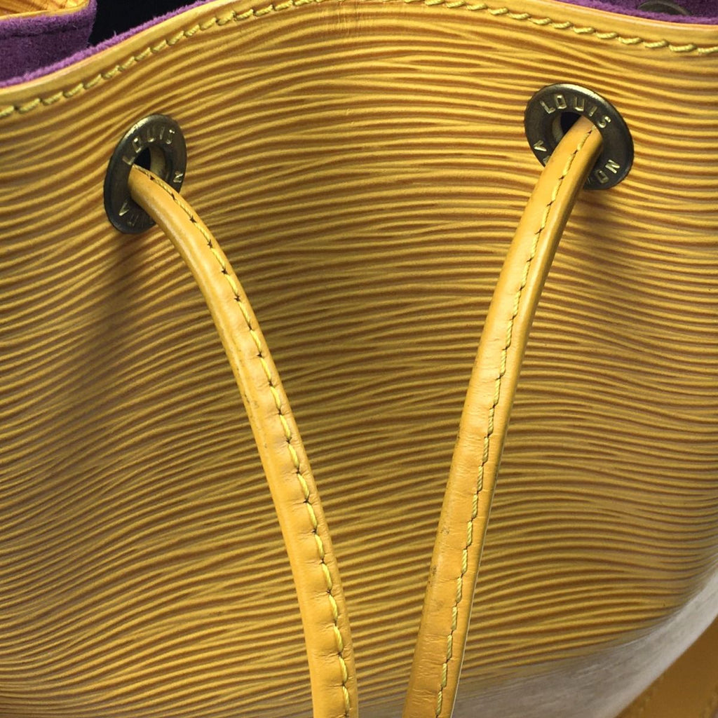 Louis Vuitton Draw String Shoulder Bag One Epi Noe Tassili — view 8