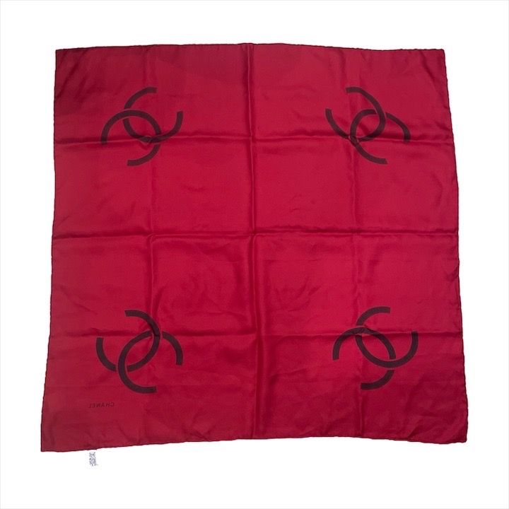Chanel CC Logo Scarf Large Silk 100% Red — view 2