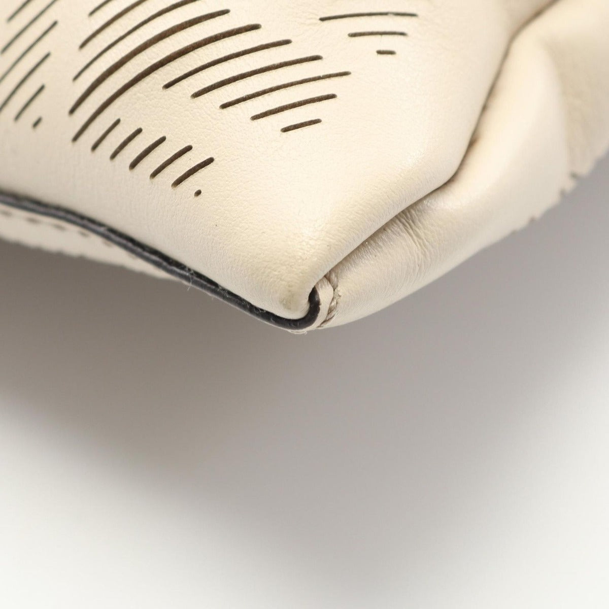 Fendi Shoulder Bag FF Logo Off White Leather — view 5