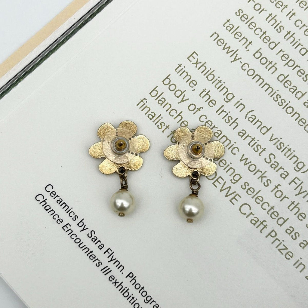Chanel Gold Earring Earrings — view 2