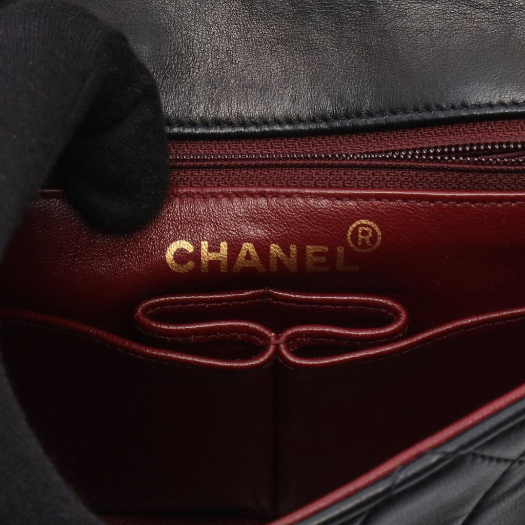 Chanel Shoulder Bag Mini Quilted 20 Black Lambskin — view 4