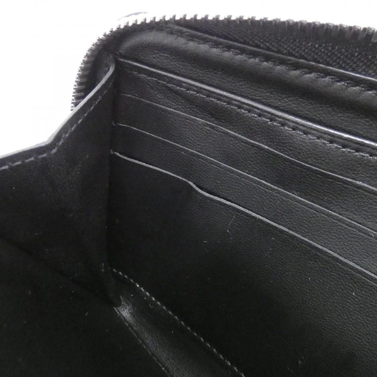 Louis Vuitton Mahina Zippy Wallet — view 5