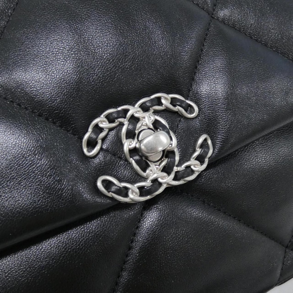 Chanel 19 Line As1161 Shoulder Bag — view 5