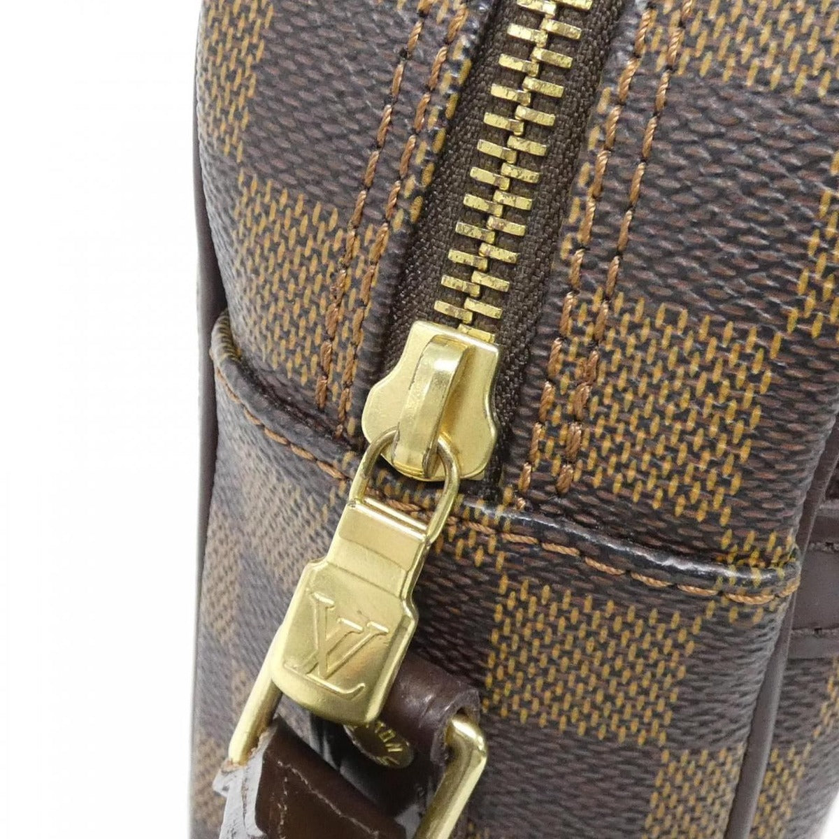 Louis Vuitton Damier Trocadero 27 cm Shoulder Bag — view 5