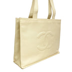 Chanel Tote Caviar Leather White Gold — view 2