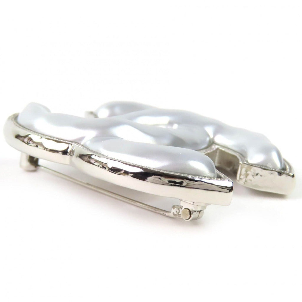 Chanel CC Logo Brooch Silver — view 4