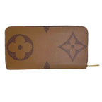 Louis Vuitton Monogram Giant Reverse Zippy Wallet — view 2