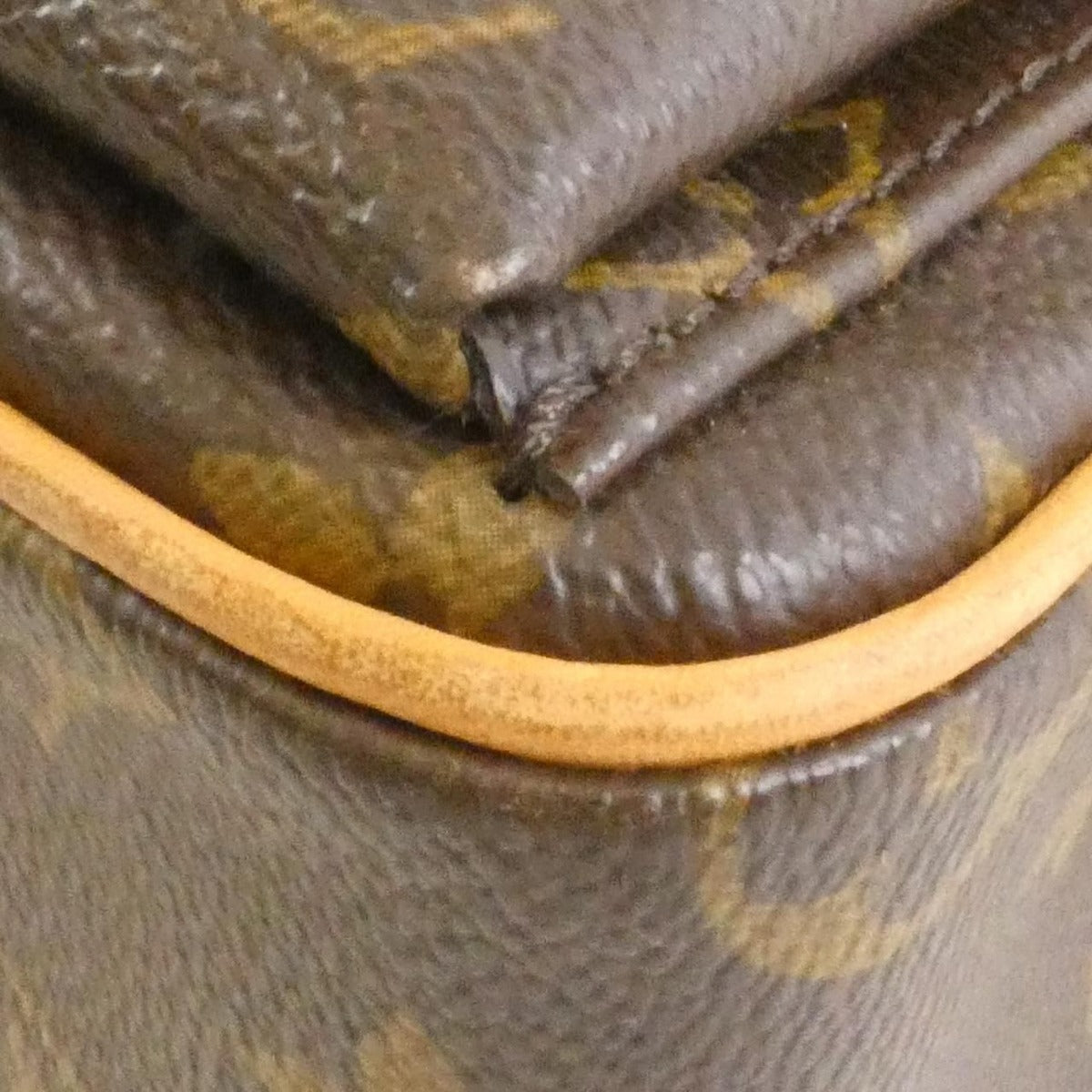 Louis Vuitton Monogram Viva-Cite MM Shoulder Bag Brown Marron — view 4