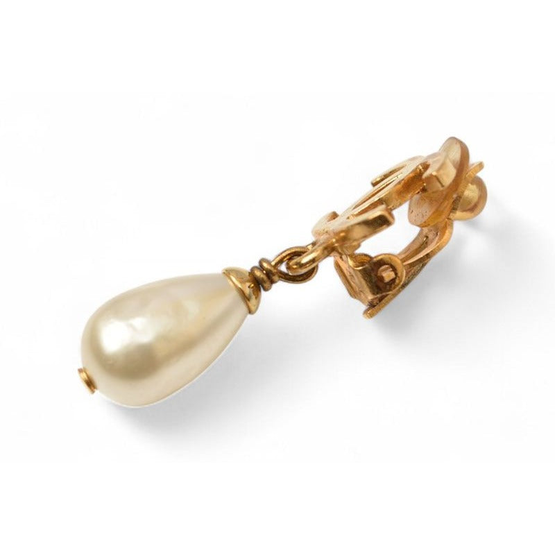 Chanel Earrings Vintage Coco CC Pearl Motif Gold 95 — view 3