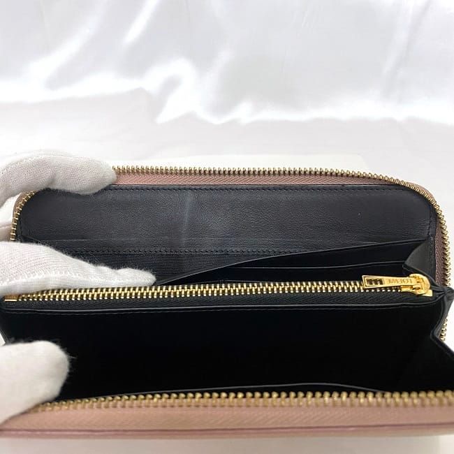 Loewe Round Zipper Long Wallet Beigepink Linen — view 9