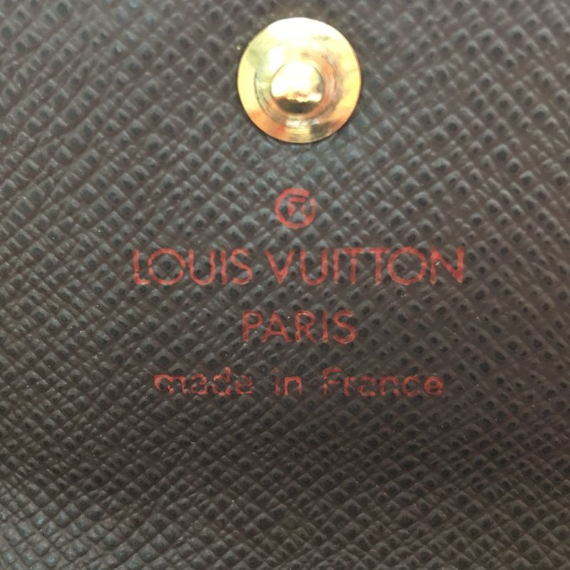 Louis Vuitton Key Case 4-Strand Damier Multicles 4 with Thread Breakage — view 7