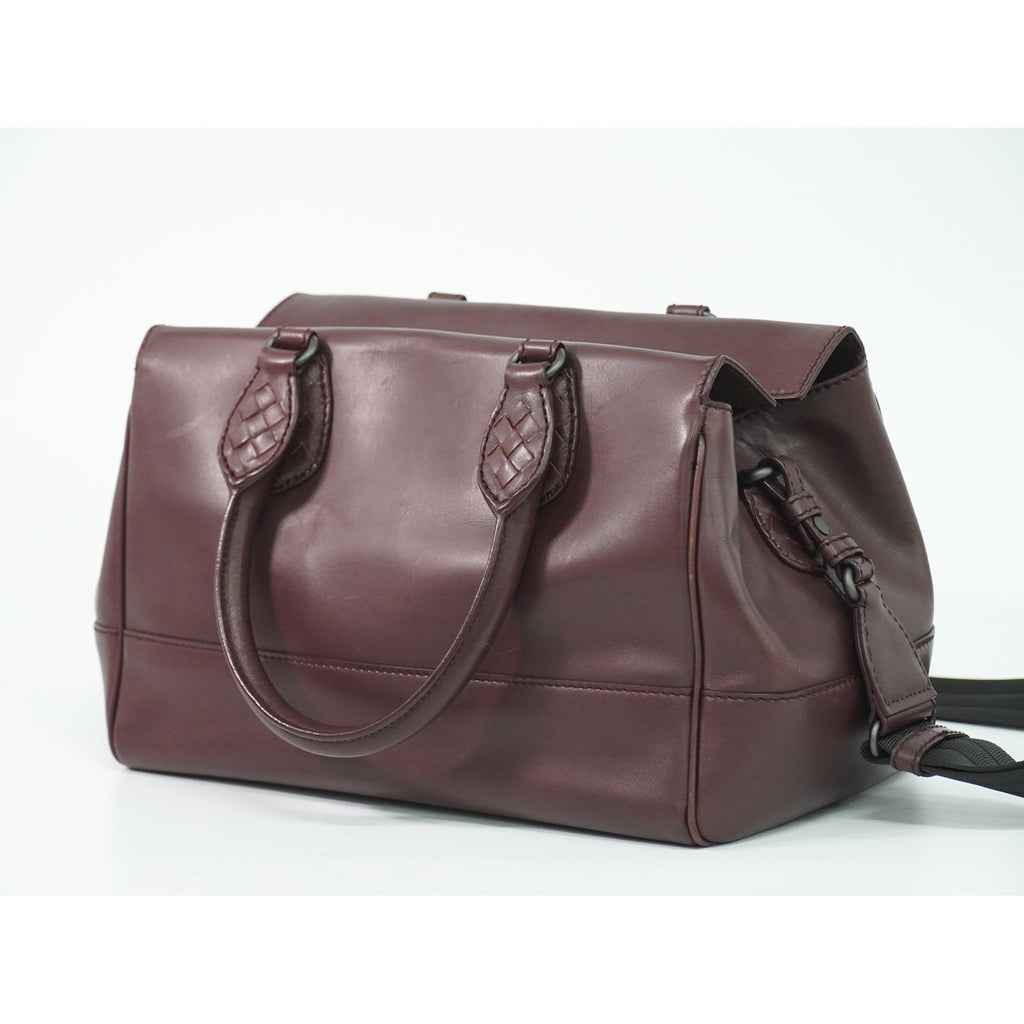 Bottega Veneta Intrecciato 2-Way Shoulder Bag Pochette Leather Bordeaux — view 2