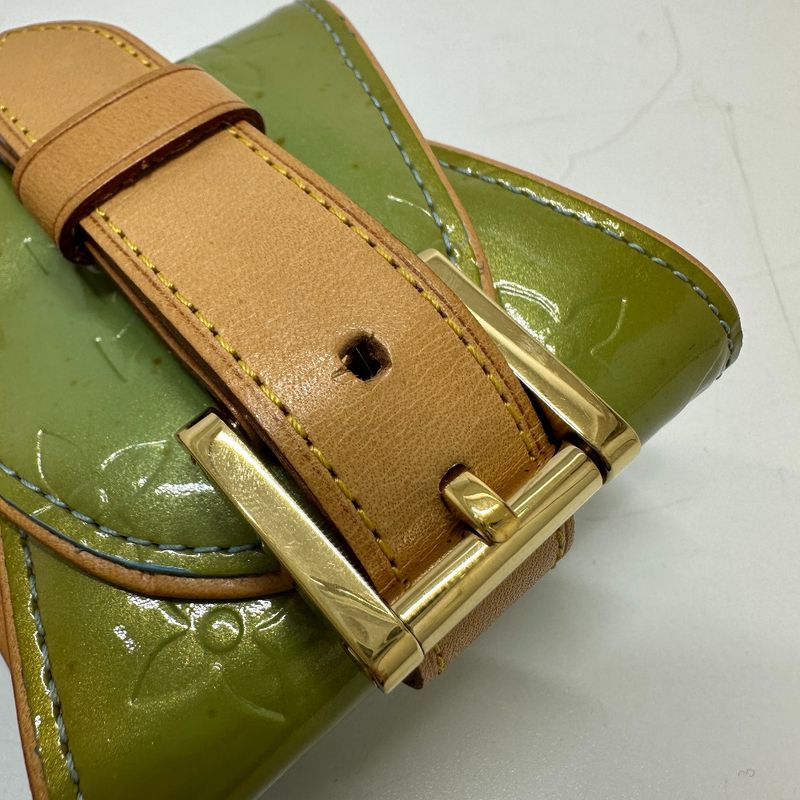 Louis Vuitton Bracelet Lafayette Street Monogram Vernis Green — view 8