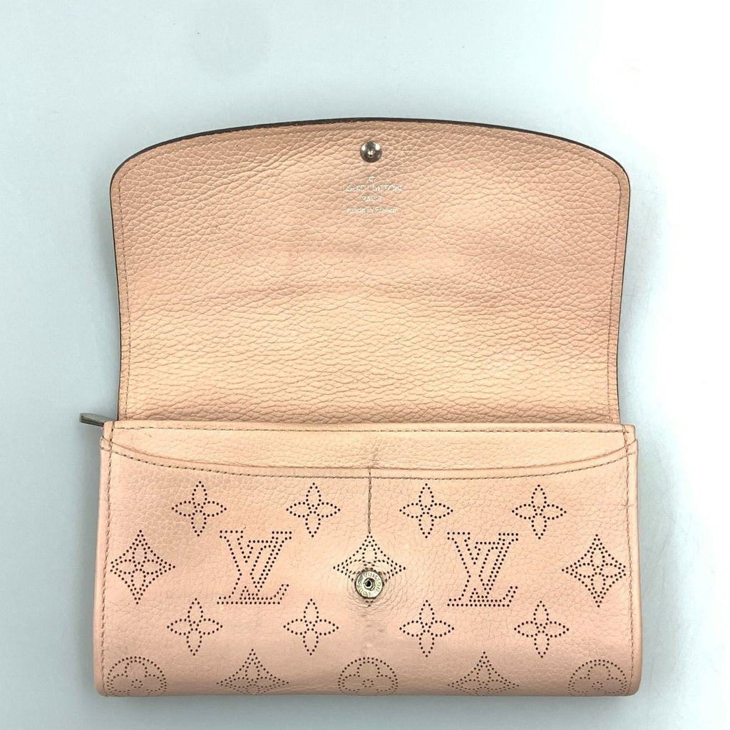 Louis Vuitton Mahina Portefeuille Iris Bifold Long Wallet Light Pink — view 5