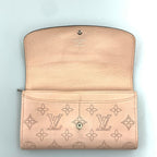 Louis Vuitton Mahina Portefeuille Iris Bifold Long Wallet Light Pink — view 5