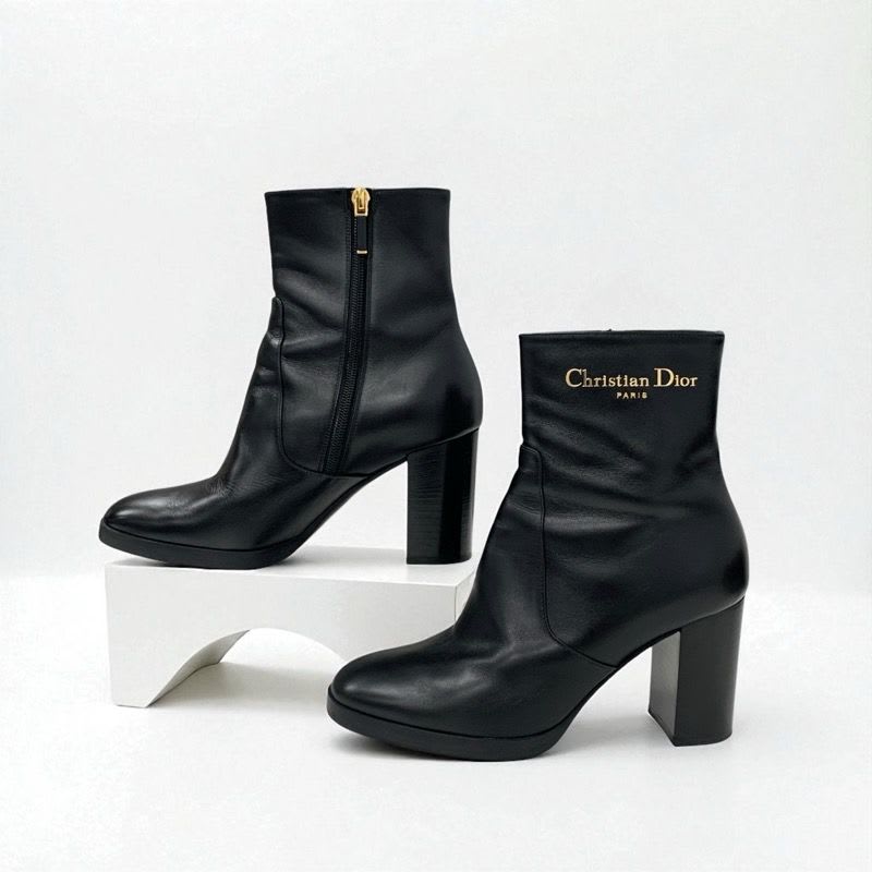 Christian Dior D-town Boots Short Shoes Leather Black Gold Logo — view 4