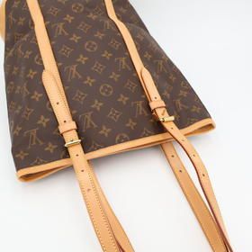 Louis Vuitton GM Tote Bag Monogram Canvas Gleaming Brown — view 4