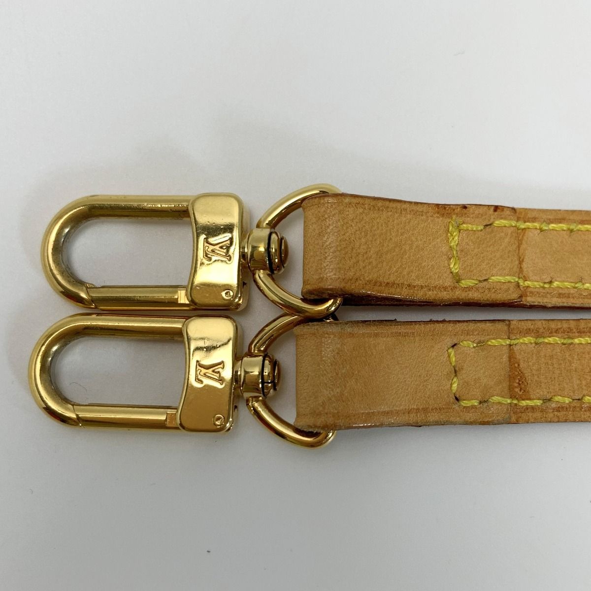Louis Vuitton Leather Beige 115 cm Shoulder Strap Bag — view 4