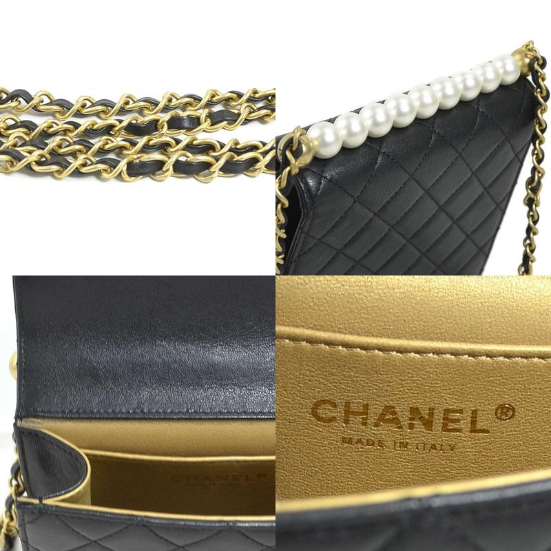 Chanel Crossbody Bag Quilted — view 9