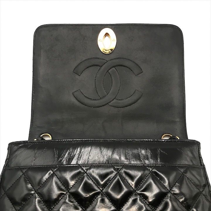 Chanel CC Logo Quilted Calf Enamel Full Flap Chain Shoulder Bag Black — view 7