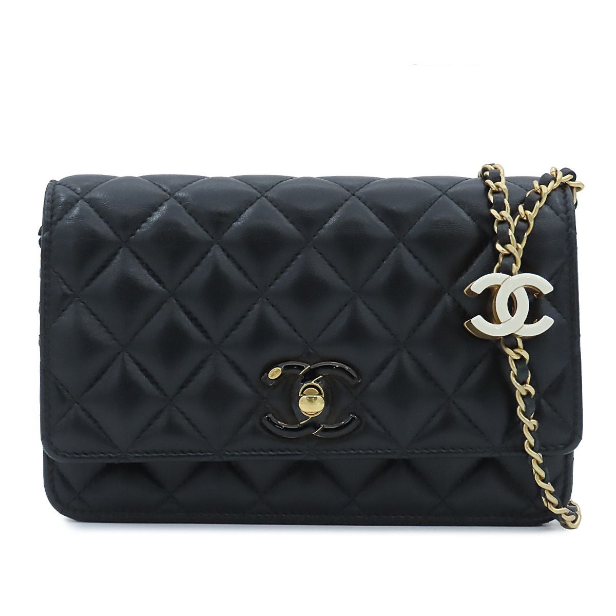 Chanel Chain Wallet Black Gold Shiny Lambskin Quilted Shoulder Bag