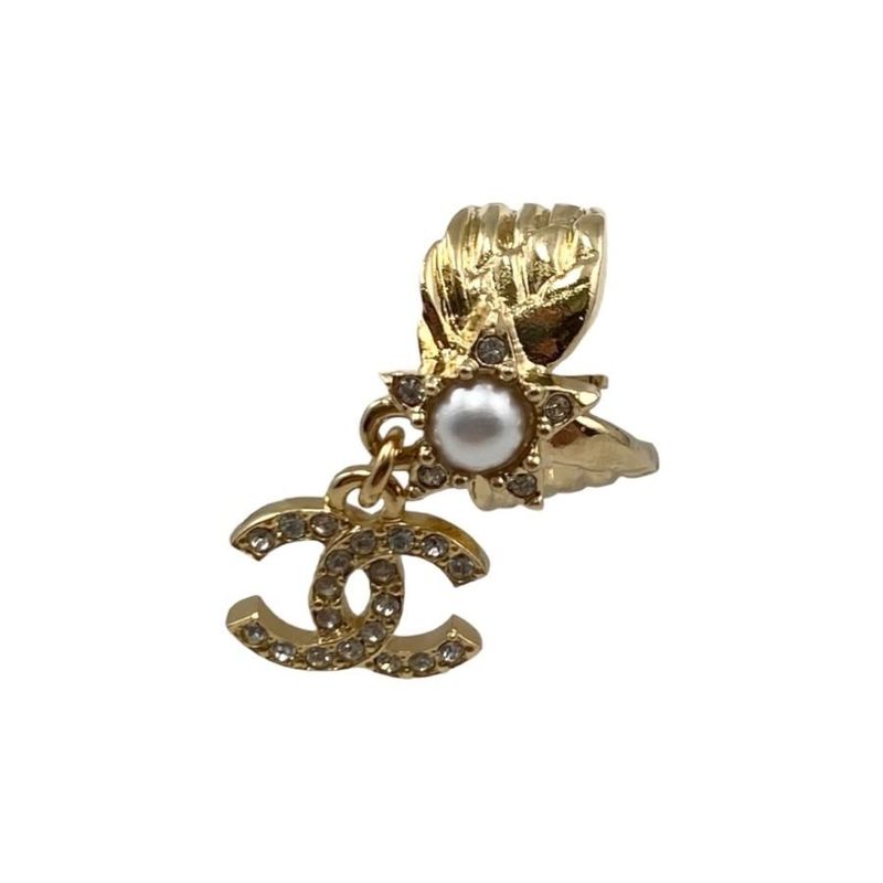 Chanel Coco Mark CC Logo Star Rhinestone Pearl — view 4