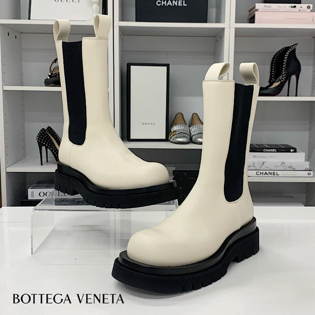 Bottega Veneta Lug Chelsea Boots Side Gore Middle