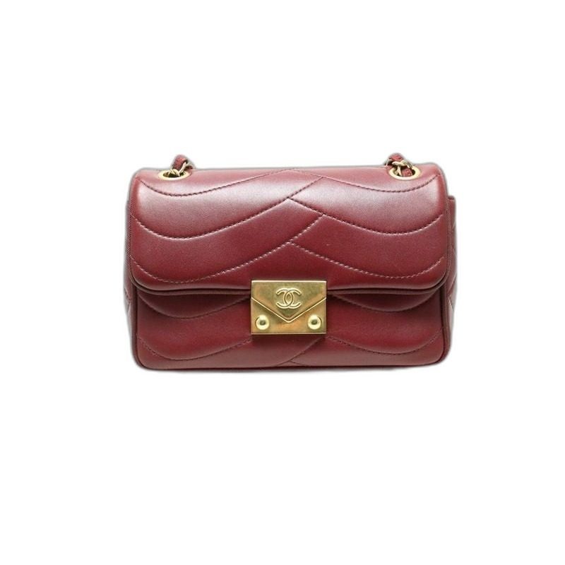 Chanel 22 Wave Stitch Push Lock Leather Chain Shoulder Bag