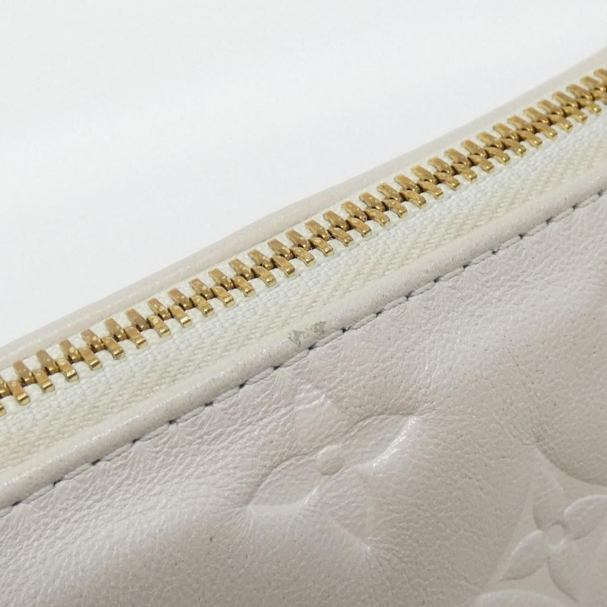 Louis Vuitton Cousin PM Shoulder Bag — view 4