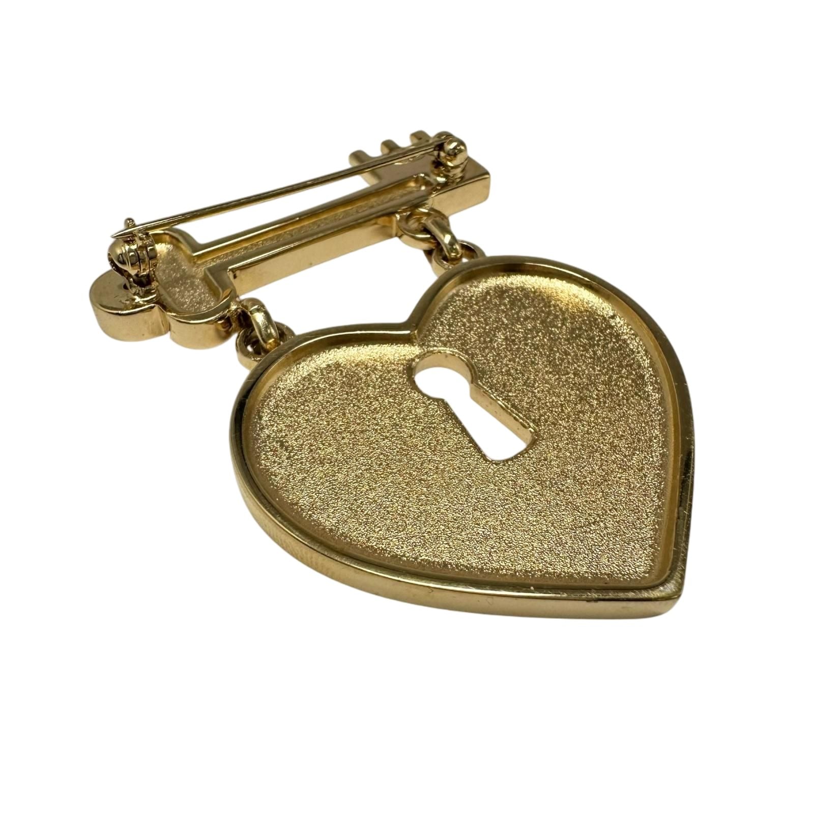 Chanel Heart Lock Gold Plated Pink Brooch — view 2