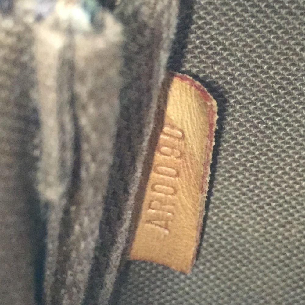Louis Vuitton Monogram Pochette Accessory Pouch — view 7