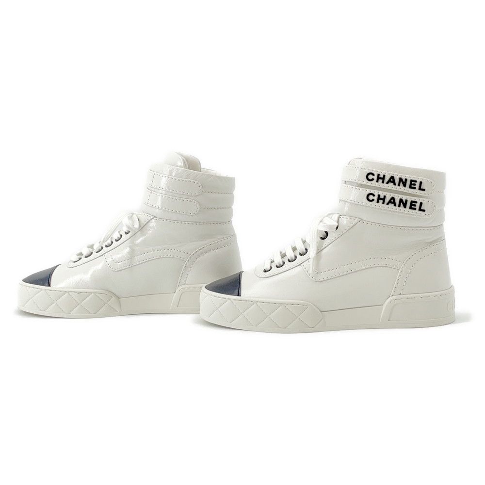 Chanel Sneakers CC Logo 36 Shoes White Black — view 2