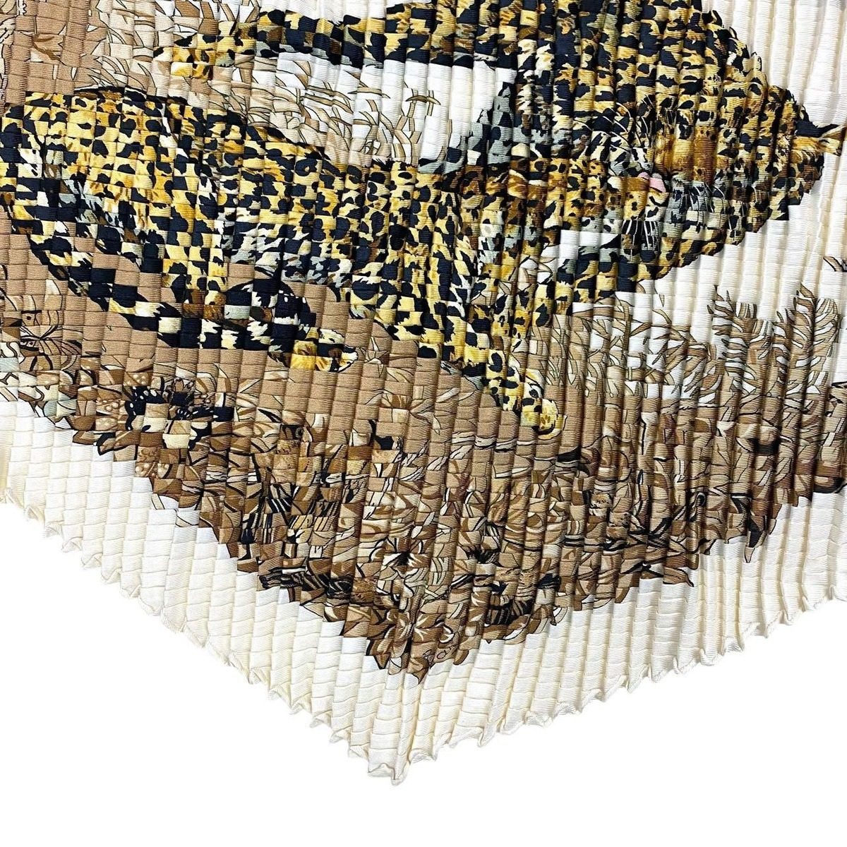 Hermes Scarf Pleated Silk Dip Dye Jungle Love White — view 5