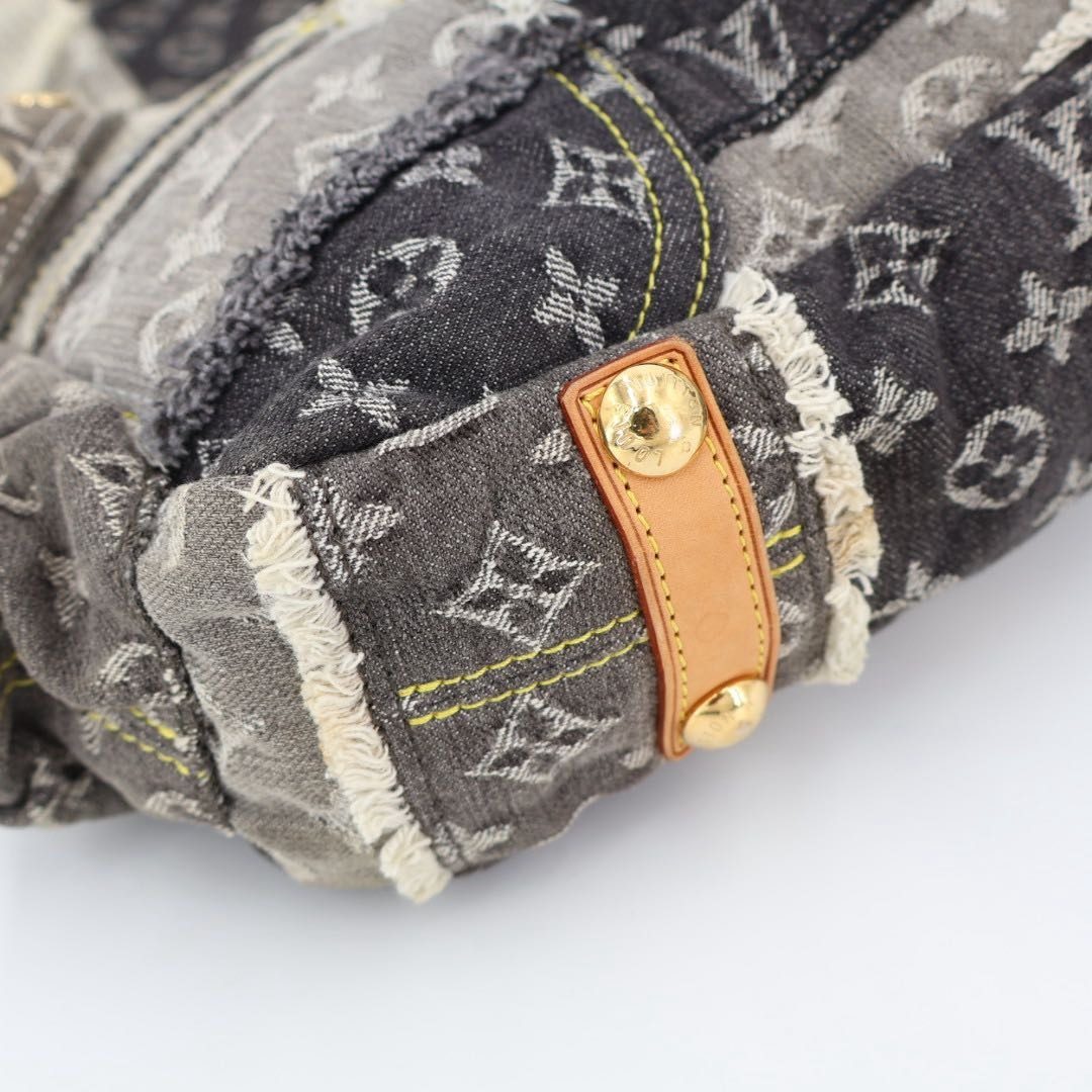 Louis Vuitton Patchwork Postie Messenger Bag Monogram Denim Gray — view 9