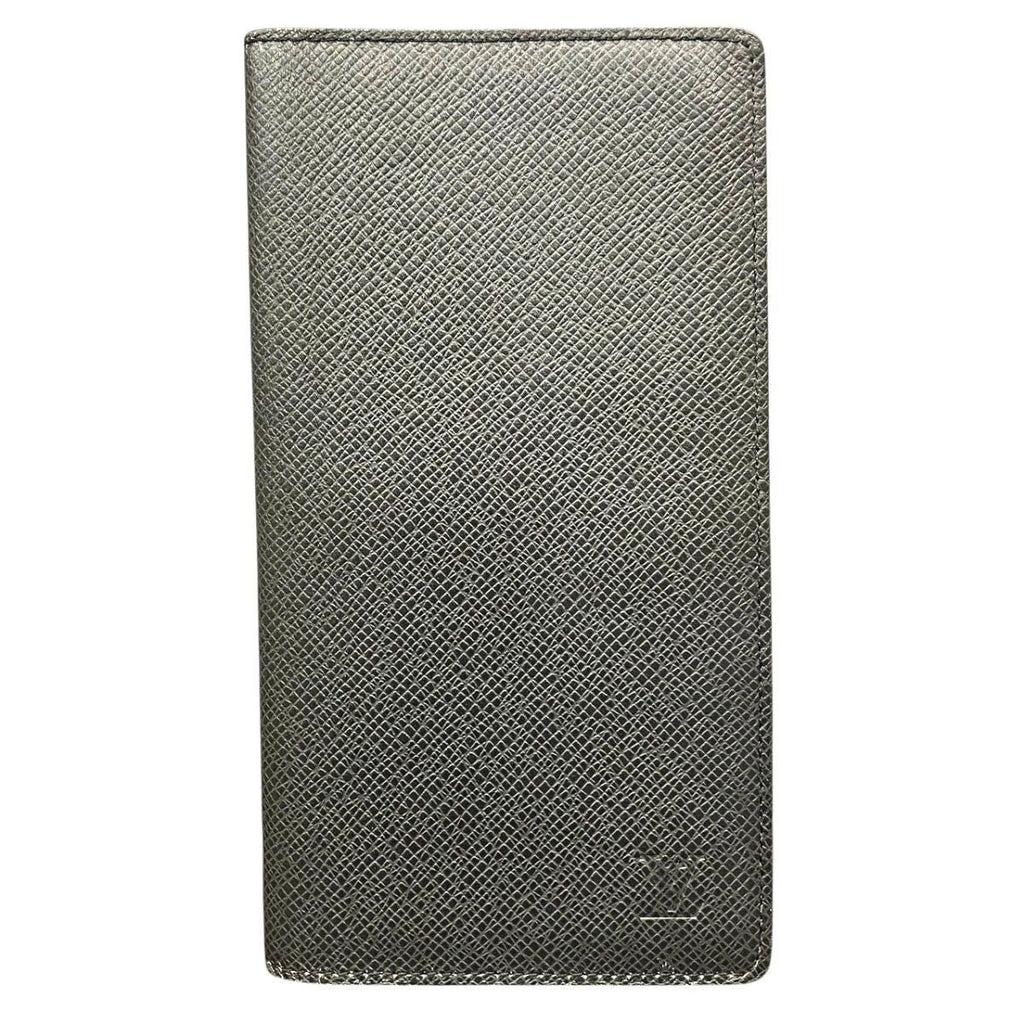 Louis Vuitton Portefeuille Long Taiga Billfold Leather Wallet