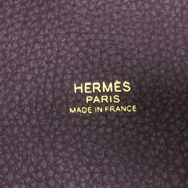 Hermes Handbag Picotin Lock PM Taurillon Clemence Cassis And Gold Hardware — view 8