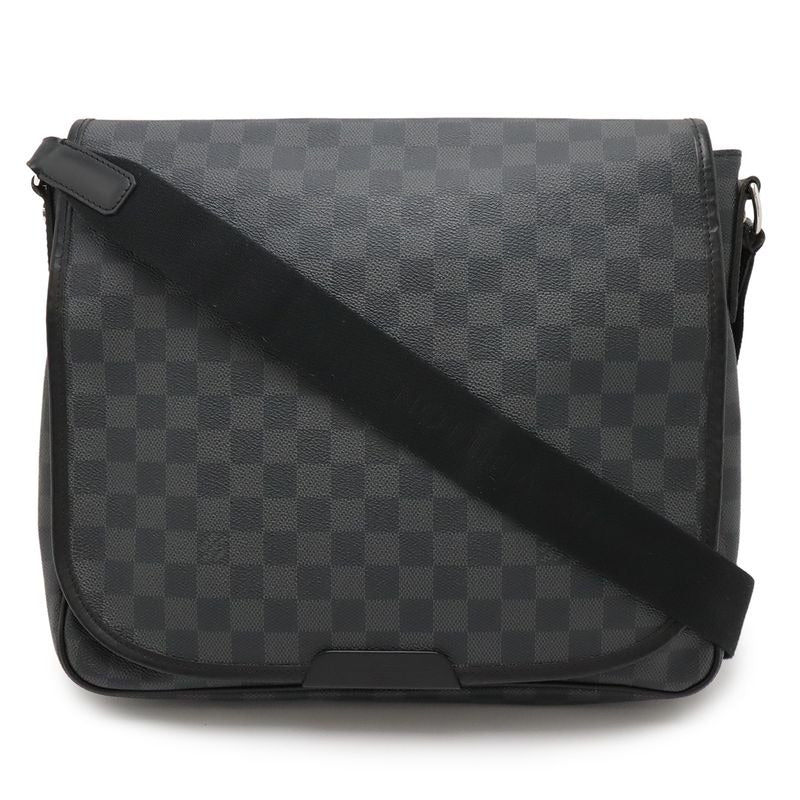 Louis Vuitton Damier Graphite Daniel MM Messenger Bag Shoulder Crossbody