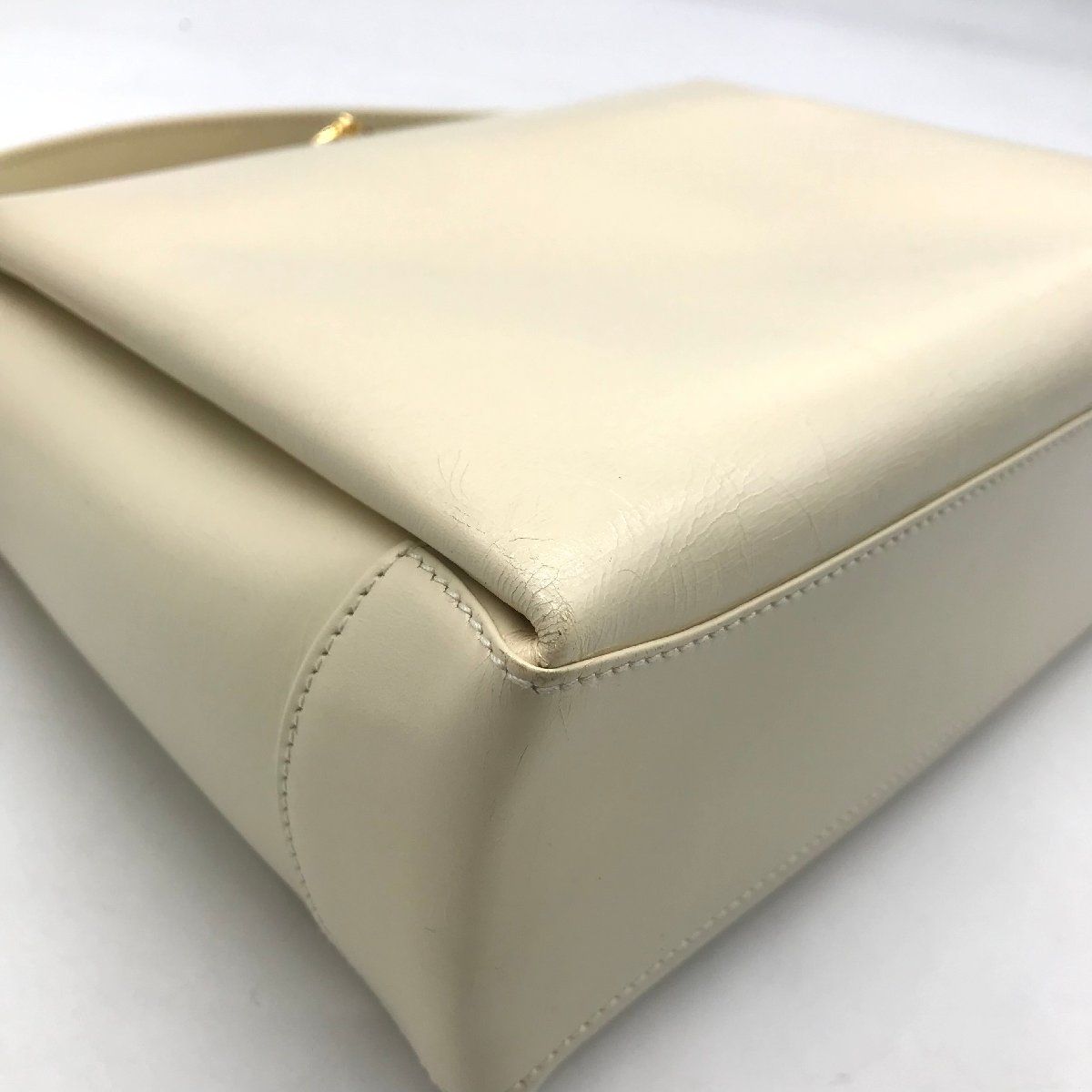 Gucci Vintage Leather Hand Bag Ivory — view 4