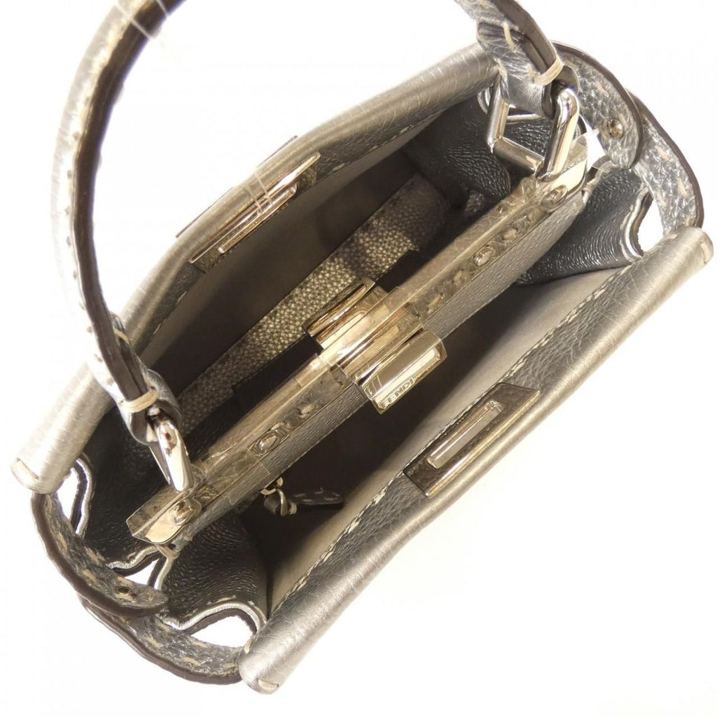 Fendi Selleria Peekaboo Mini Bag Argento — view 9