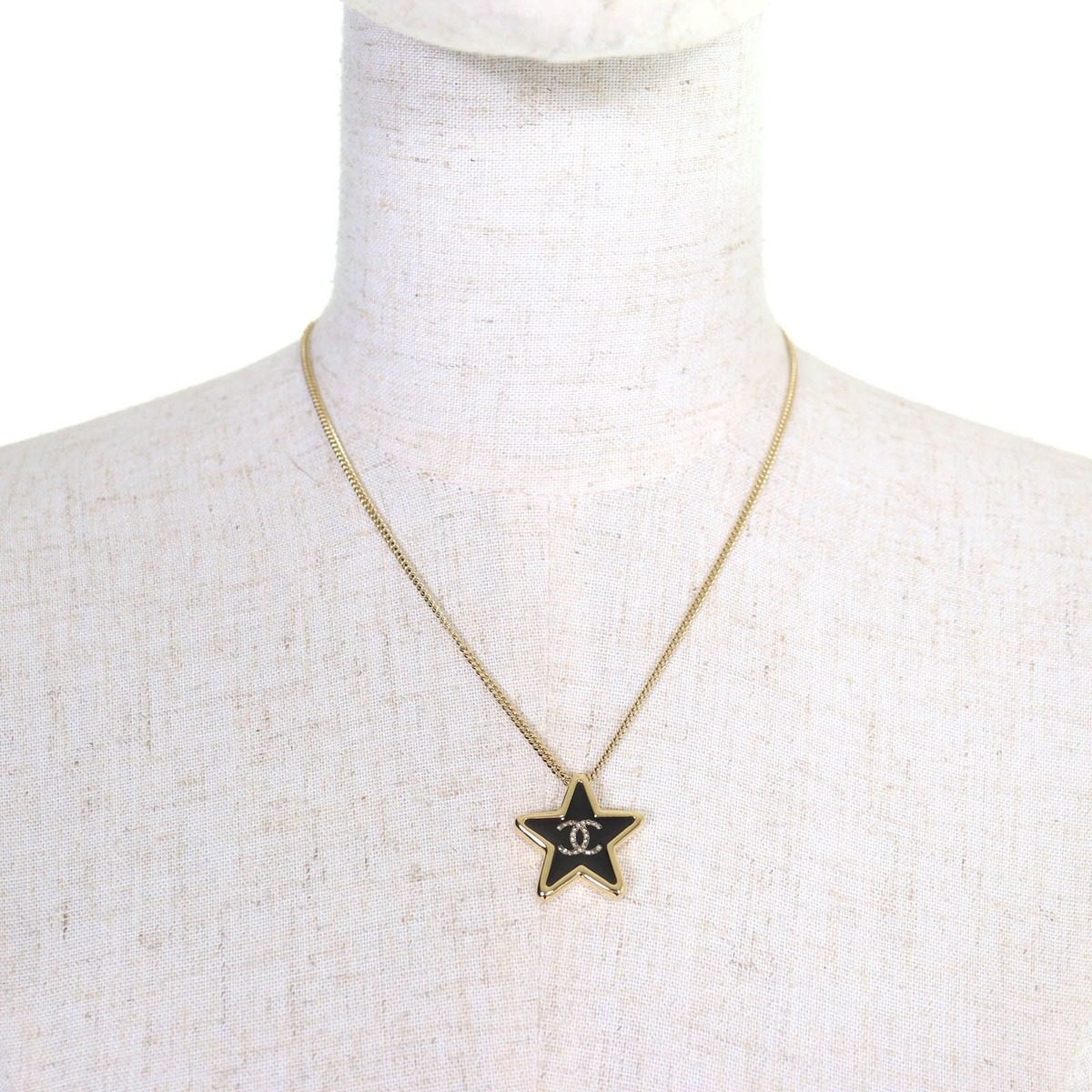 Chanel Crystal CC Logo Star Necklace Pendant Gold Black — view 3