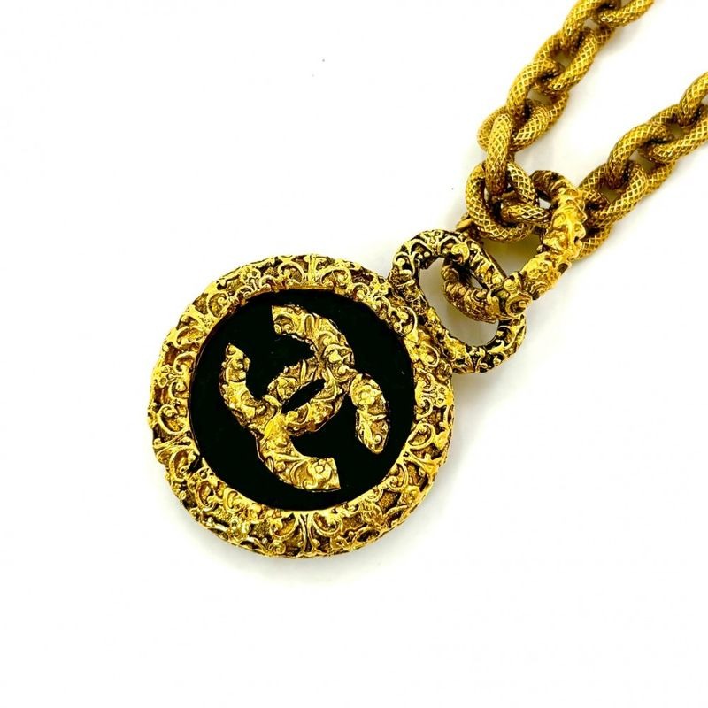 Chanel Necklace Coco Lava Magma Long Gold GP 93 A Black — view 3