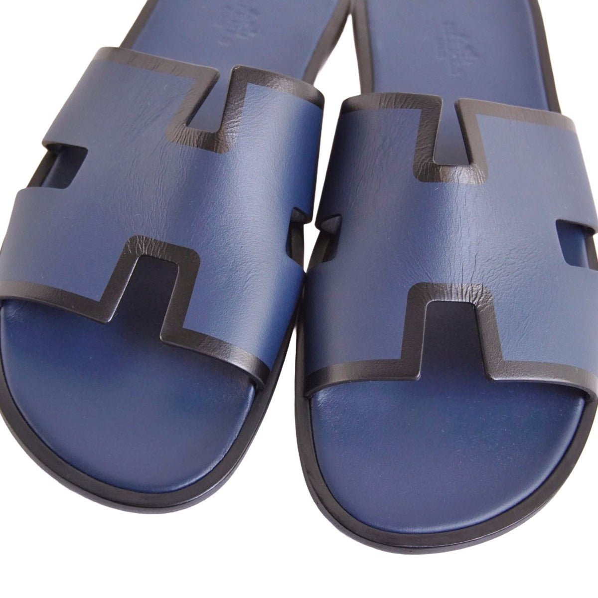 Hermes Izmir Slide Sandals Flat — view 3