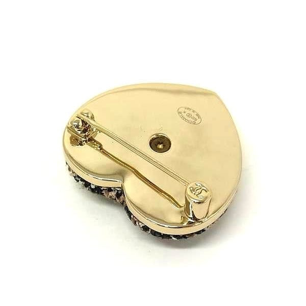 Chanel B22K Coco Mark Tweed Heart Pin Brooch Badge Accessories — view 2