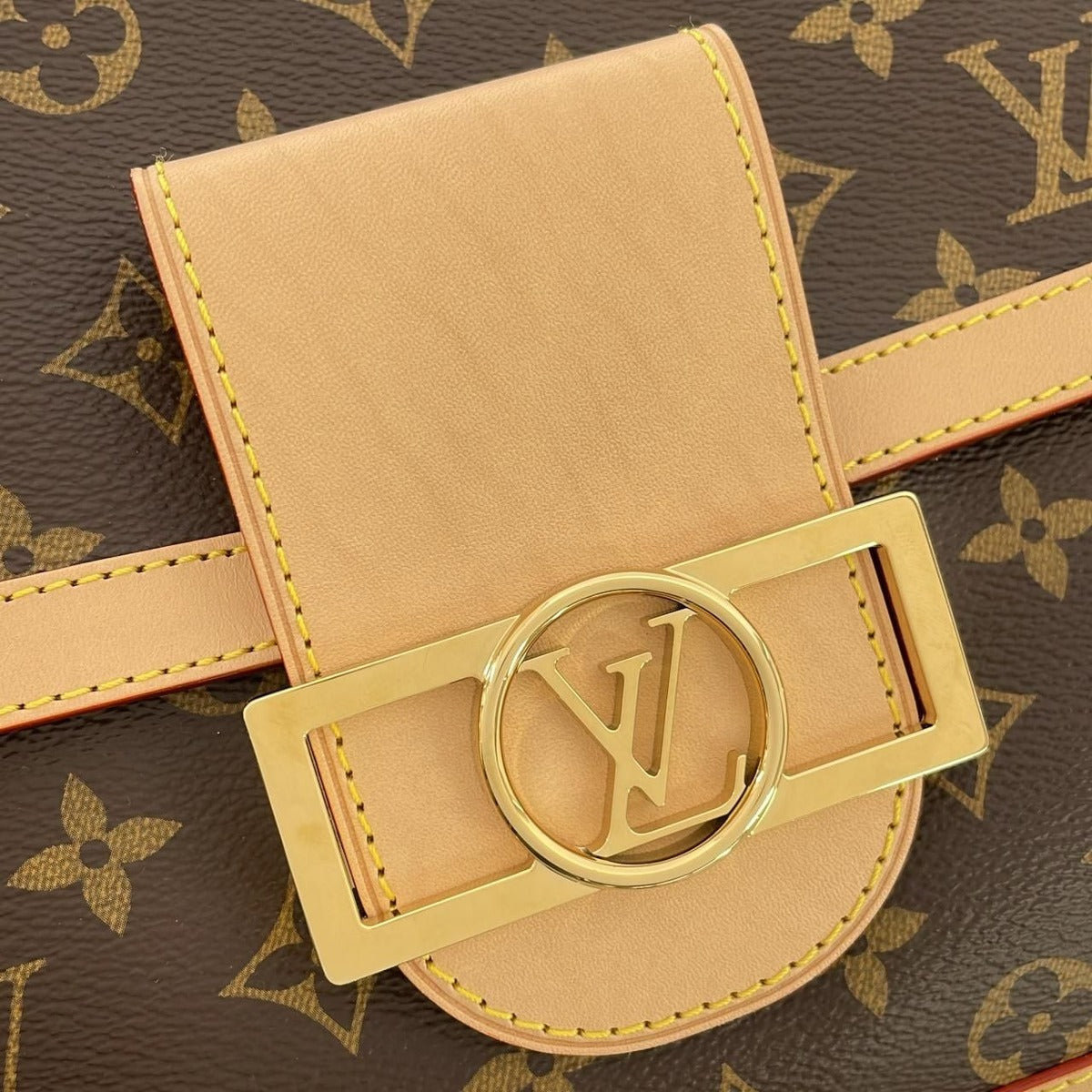 Louis Vuitton Monogram Dauphine Soft GM Shoulder Bag — view 4