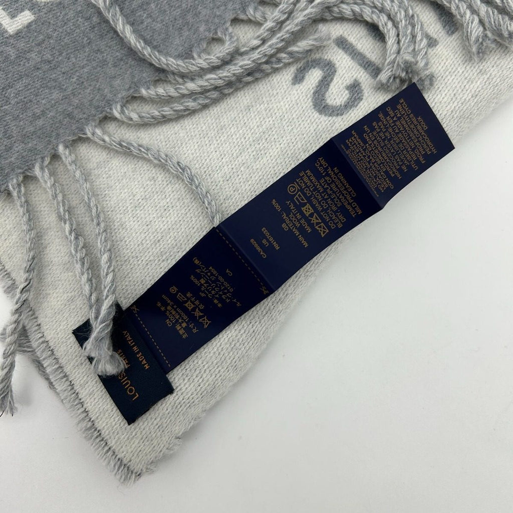 Louis Vuitton Scarf All About Monogram — view 3